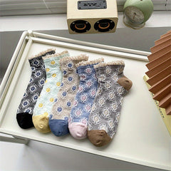 5 Pairs 3D Floral Textured Socks Retro Court Style Ruffle Short Socks