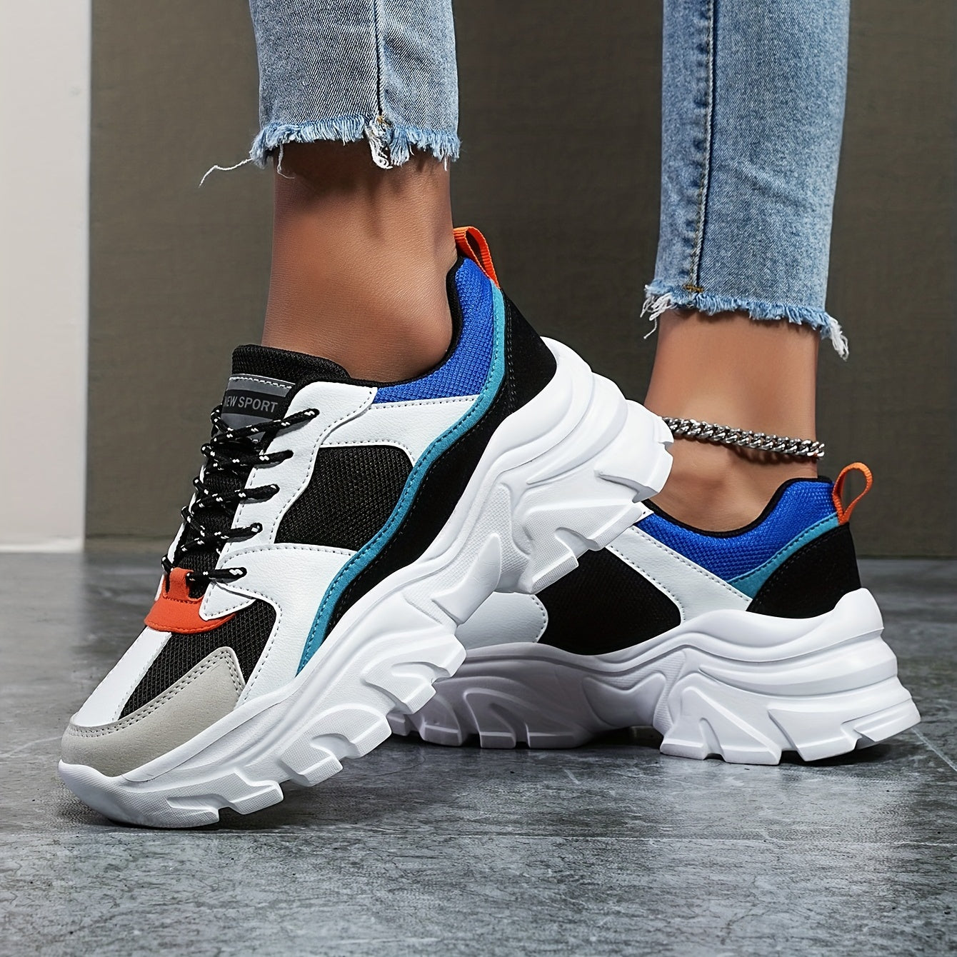 Women's Versatile Platform Chunky Sneakers Non Slip Lace Up Running Shoes