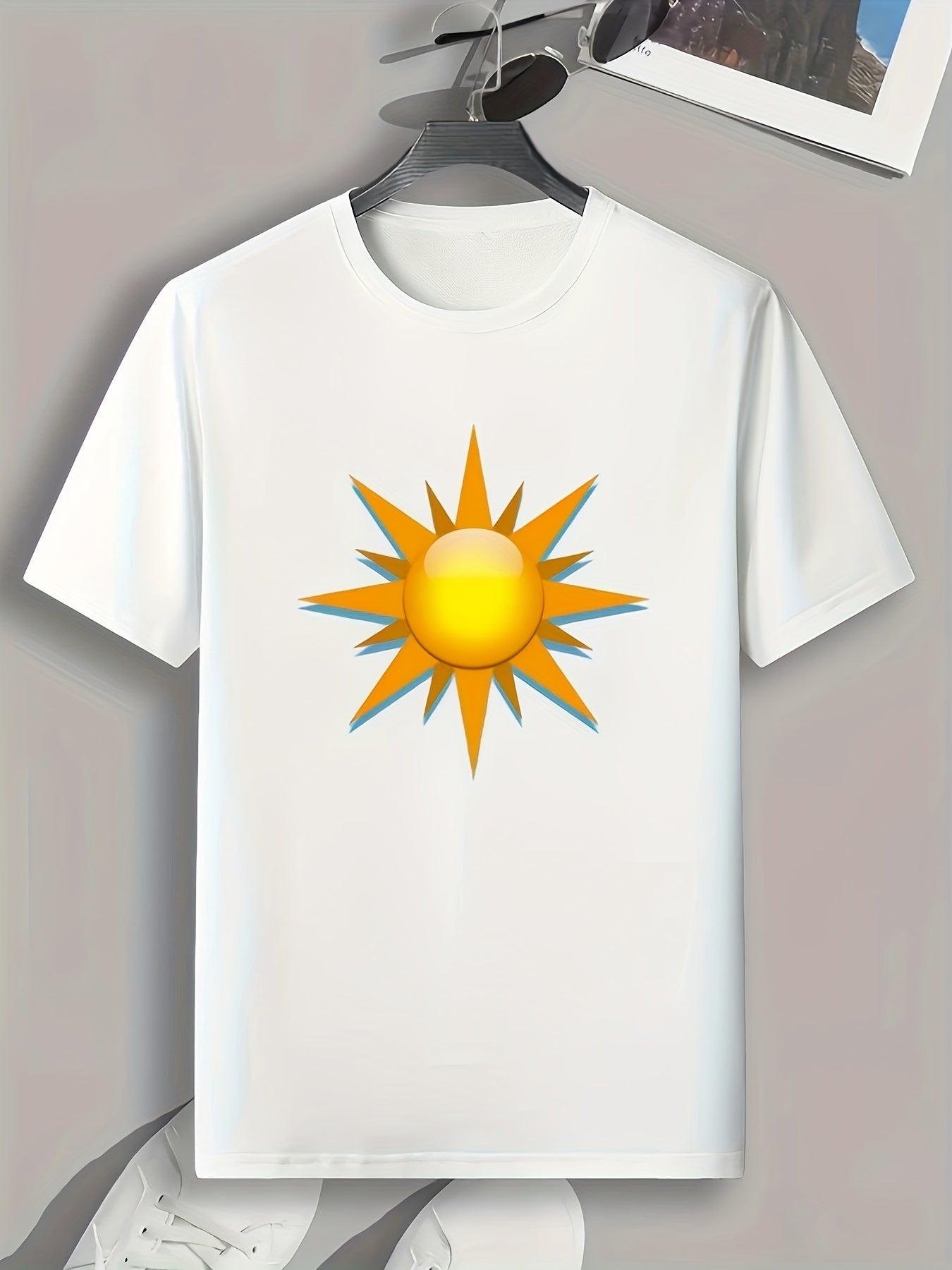 Sun Pattern Print Men's Sports T-shirt Graphic Tee For Fitness Activities