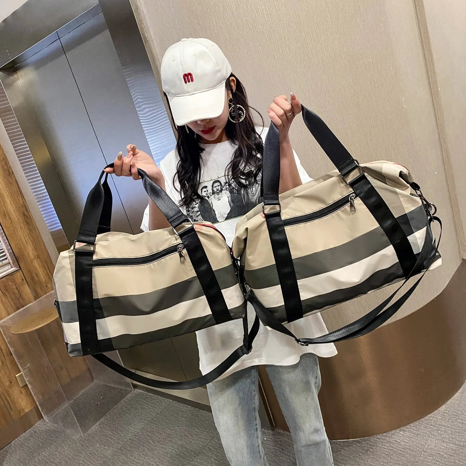 Large Capacity Printed Travel Bag, Fitness Shoulder Bag, Waterproof Luggage Bag