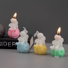 Astronaut Aromatherapy Candle for Home Wedding Decoration
