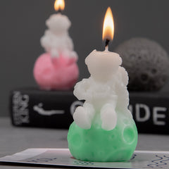 Astronaut Aromatherapy Candle for Home Wedding Decoration