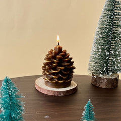 Christmas Pine Cone Candle - Home Scented Candle for Camping & Yoga