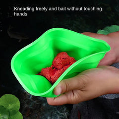 1pc Folding Bait Bucket Durable And Convenient Fishing Bait Holder