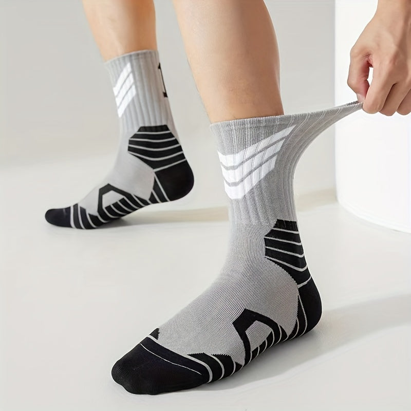 Men's Sports Socks 4 Pairs Breathable Athletic Crew Socks