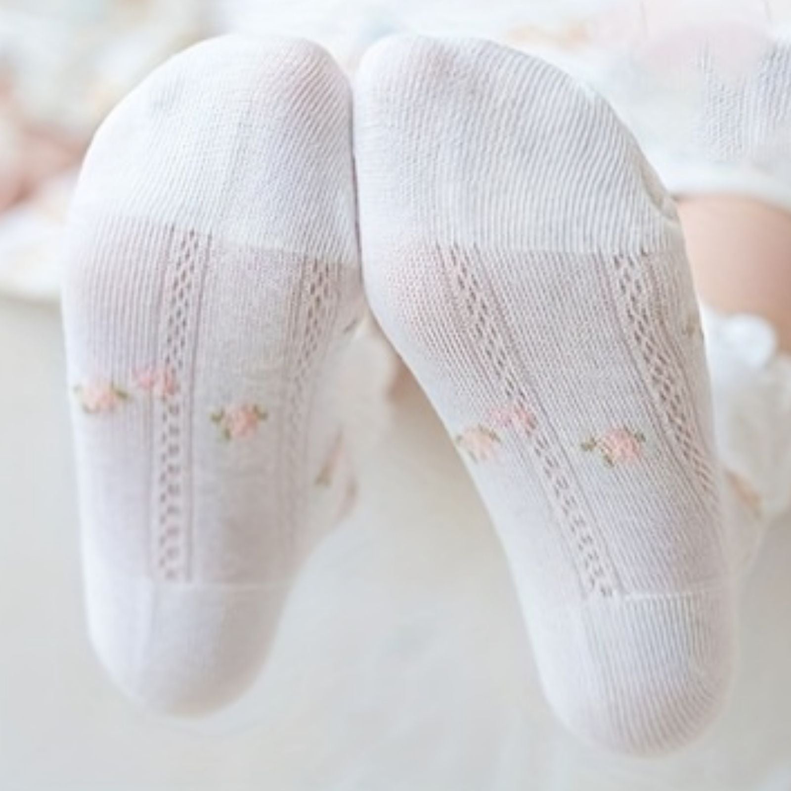 5 Pairs Girl's Cartoon Knitted Crew Socks, Comfy Breathable Soft Outdoor Wear