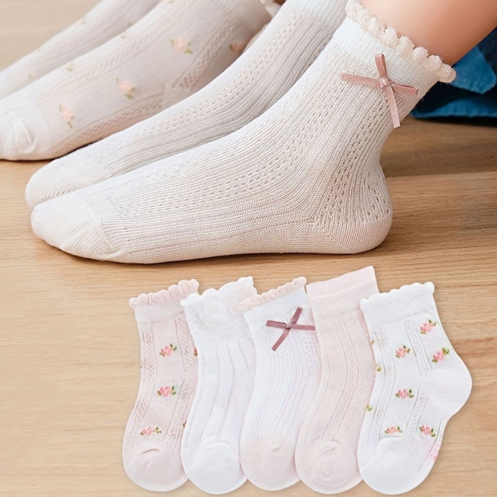 5 Pairs Girl's Cartoon Knitted Crew Socks, Comfy Breathable Soft Outdoor Wear