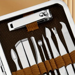 17pcs Nail Cutter Manicure Set with Ear Picking Spoon