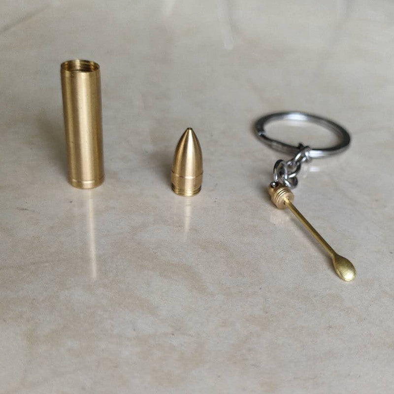 DIY Car Keychain With Hidden Ear Spoon & Gadget Mountaineering Keychain