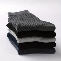 Men's Solid Crew Socks Breathable Casual Unisex Socks for Outdoor All Seasons