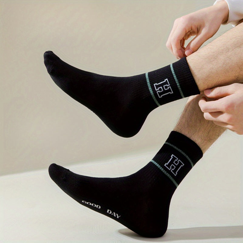 3 Pairs Men's Striped Crew Socks Breathable Comfy Casual Unisex Socks