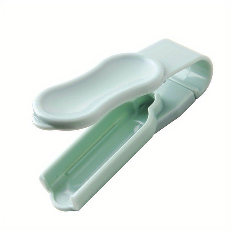 Manual Peanut Peeling Clip Kitchen Tool