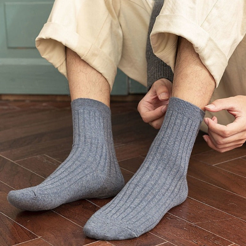 Men's Solid Crew Socks Breathable Casual Unisex Socks For Outdoor All Seasons