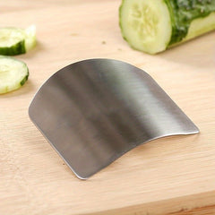 2pcs Stainless Steel Finger Guard For Kitchen Cutting Tool