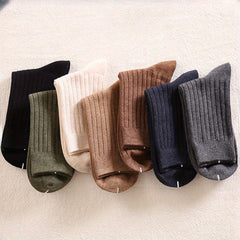 Men's Solid Crew Socks Breathable Comfy Casual Unisex Socks For Outdoor