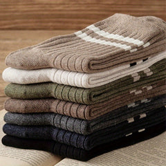 Men's Striped Crew Socks Breathable Casual Outdoor Comfortable Unisex Socks