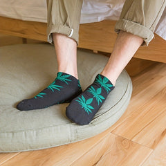 5 Pairs Leaves Print Crew Socks for Men
