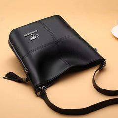 Vegan Leather Bucket Bag Durable Stitching Crossbody Style Solid Shoulder Purse