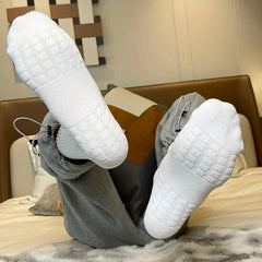 Men's Mid Crew Sport Socks Non Slip Athletic Socks for Outdoor Activities