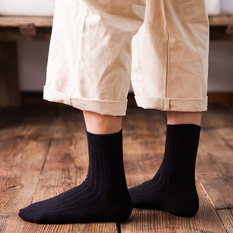 Men's Breathable Crew Socks for Outdoor All Seasons