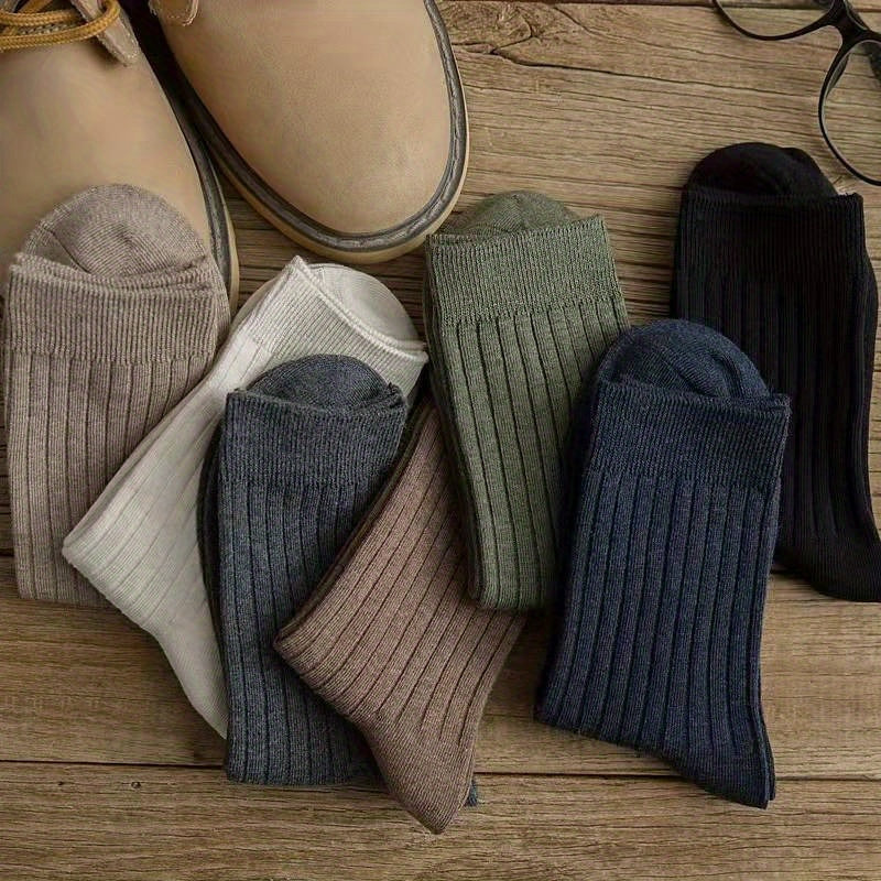Men's Breathable Crew Socks for Outdoor All Seasons