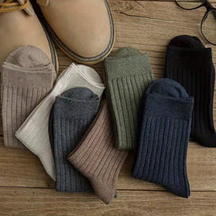 Men's Breathable Crew Socks for Outdoor All Seasons
