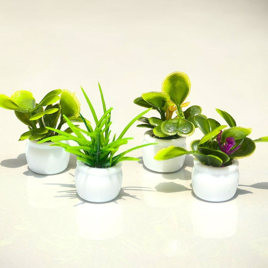 Realistic Mini Potted Plant Statue Bonsai for Toy Train Landscape