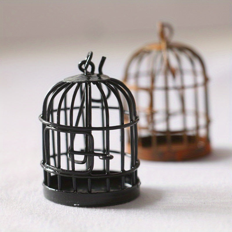 Rustic Iron Birdcage Decoration for Garden and Courtyard