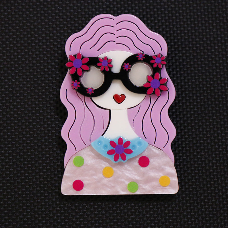 Preppy Acrylic Brooch with Geometric Patterns & Glasses Design