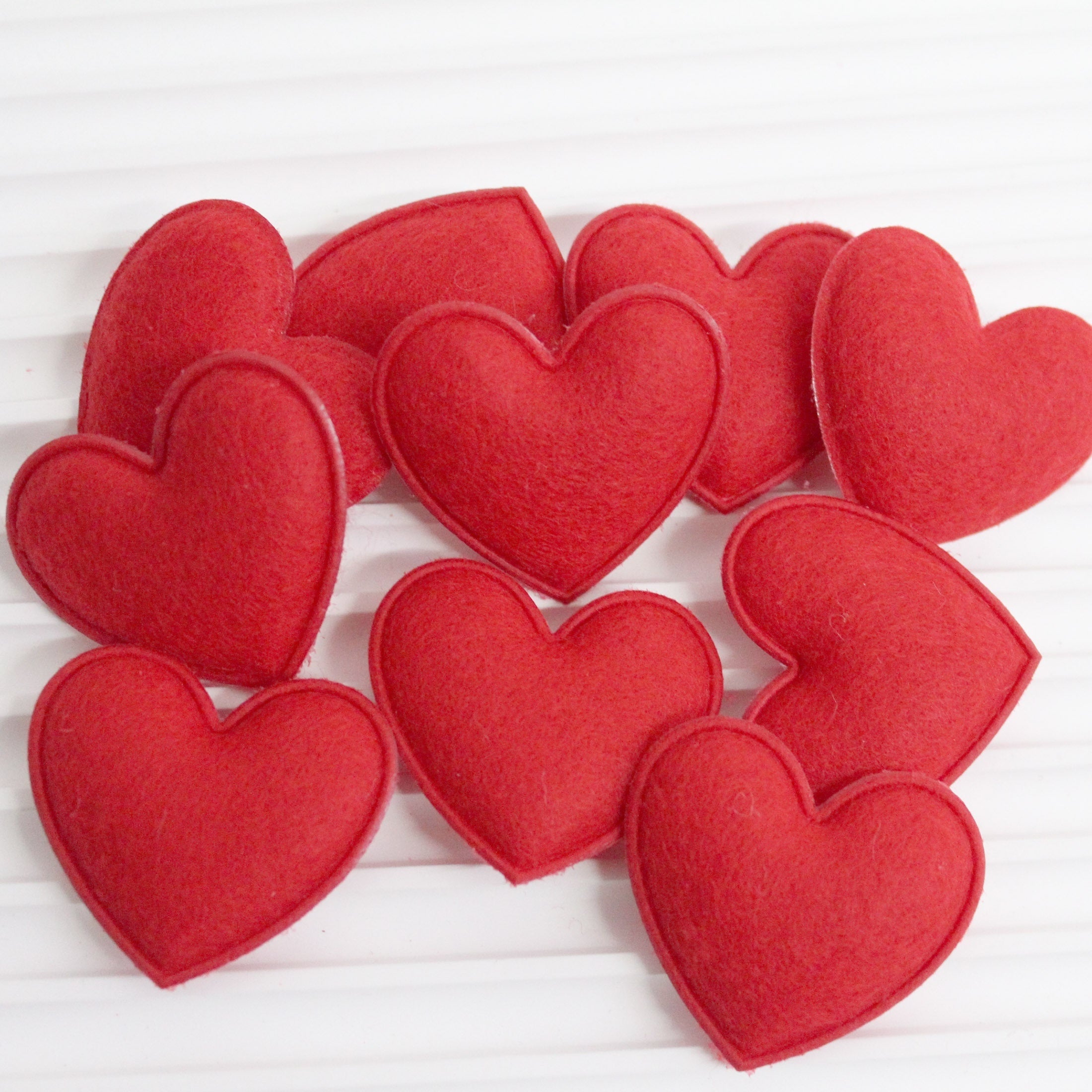 10pcs Red Felt Hearts Craft Accessories DIY Jewelry Wedding Valentine's Party