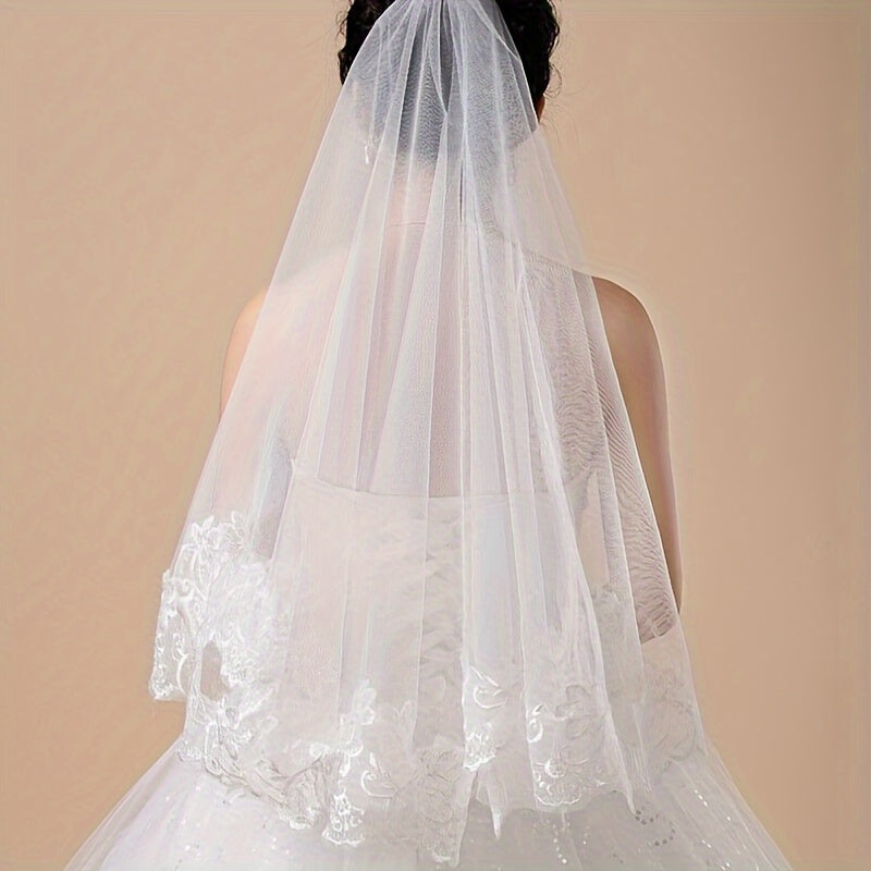 Vintage Lace Bridal Veil with Floral Lace for Brides