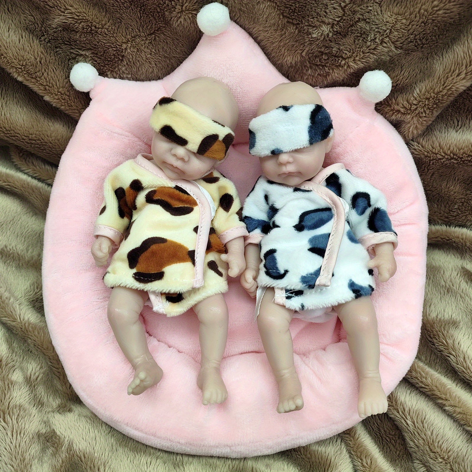 Realistic Reborn Baby Doll Boy 6.5 inch Mini Full Silicone Body with Accessories