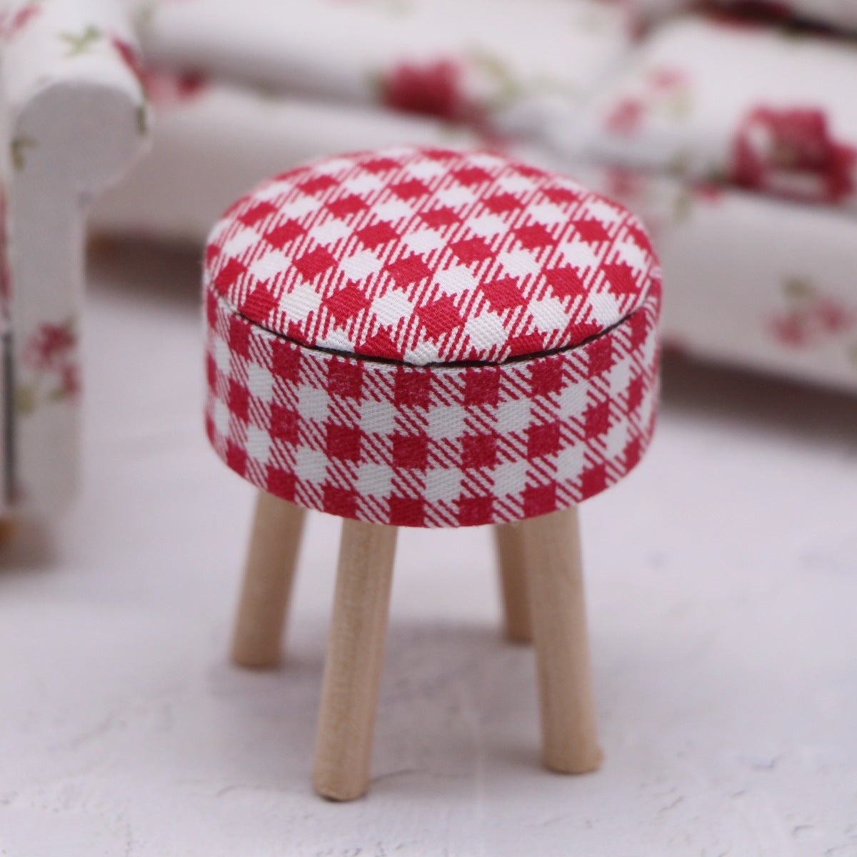 Dollhouse Stools Set Wooden Furniture with Tablecloths for Home Decor