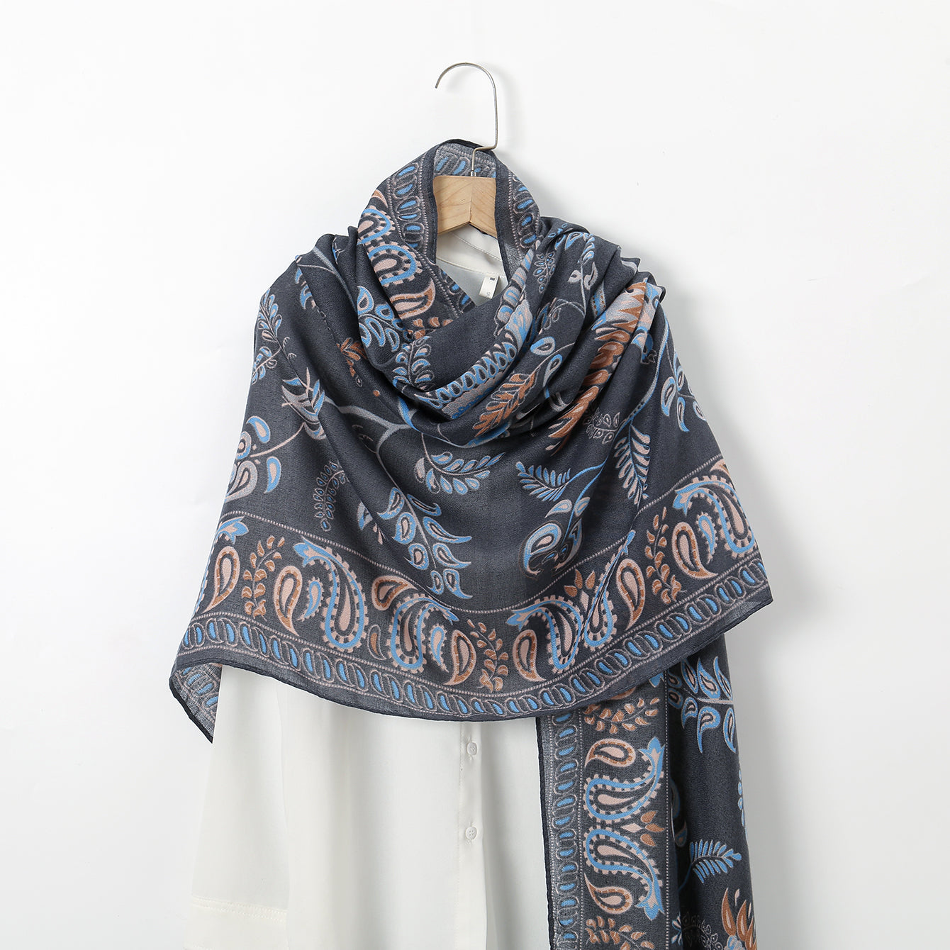 Women's Summer Air-conditioned Blanket Scarf
