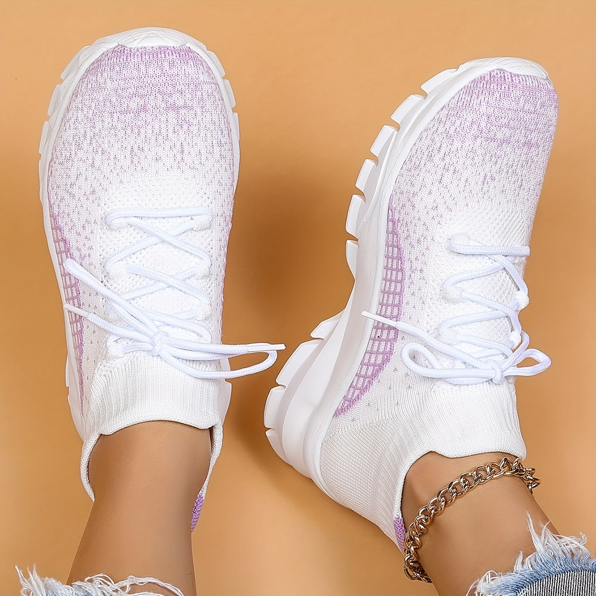 Fashionable Mesh Breathable Running Shoes Soft Non Slip Lightweight