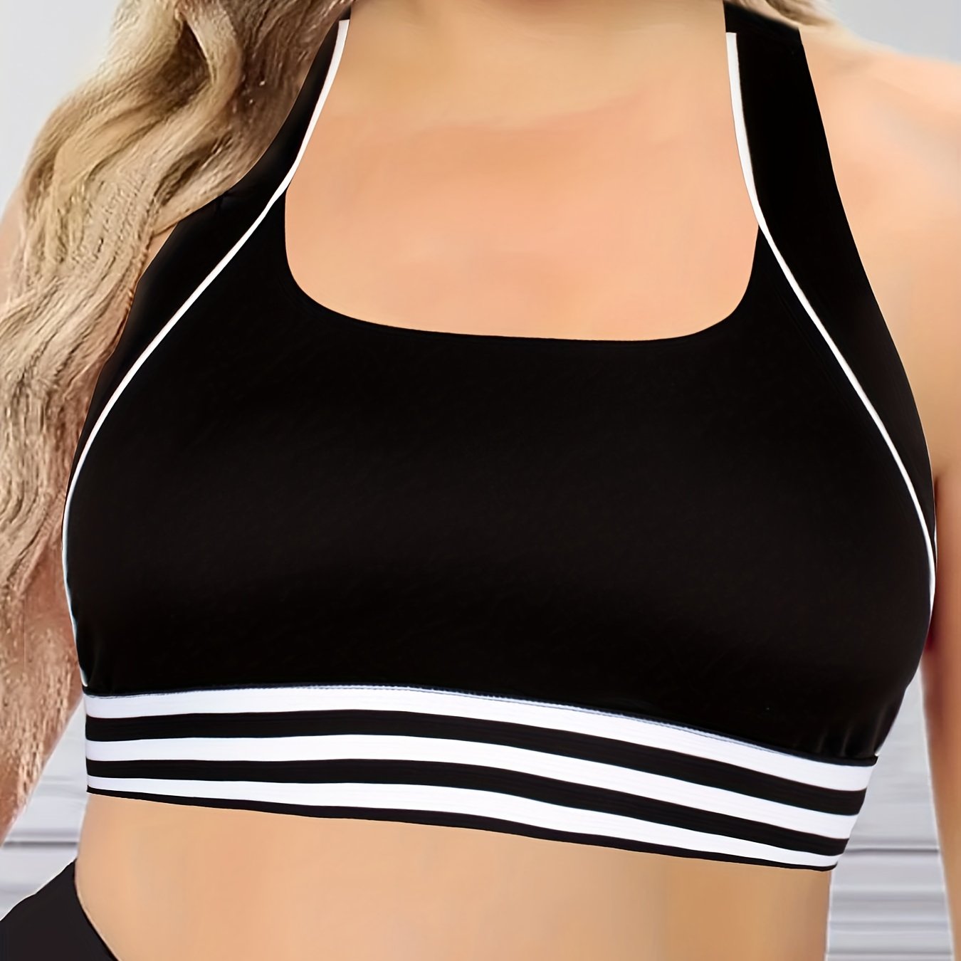 Women's Striped Cross Back Active Yoga Bra