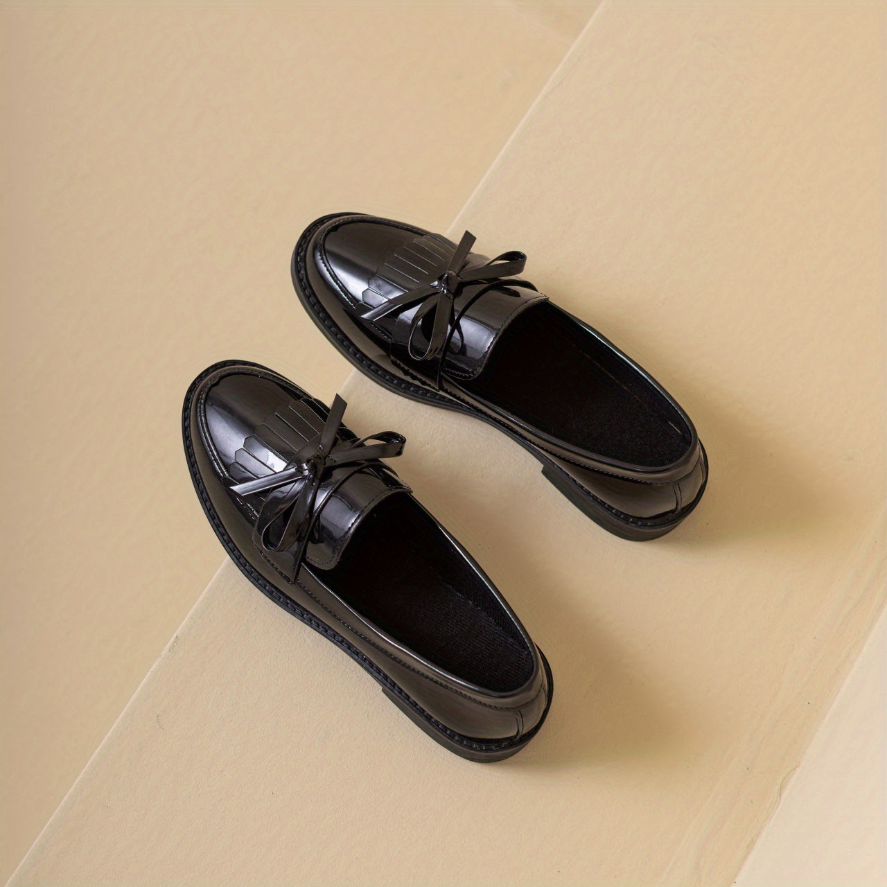 Women's Bowknot Flat Loafers Patent Leather Shoes