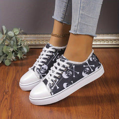 Women's Skull Print Canvas Shoes Low Top Lace Up Round Toe Sneakers