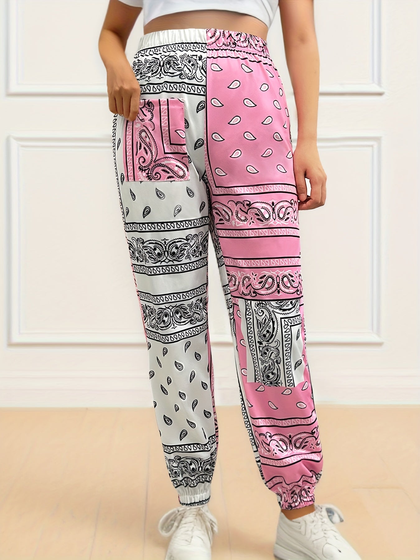 Colorblock Scarf Print High Rise Jogger Pants