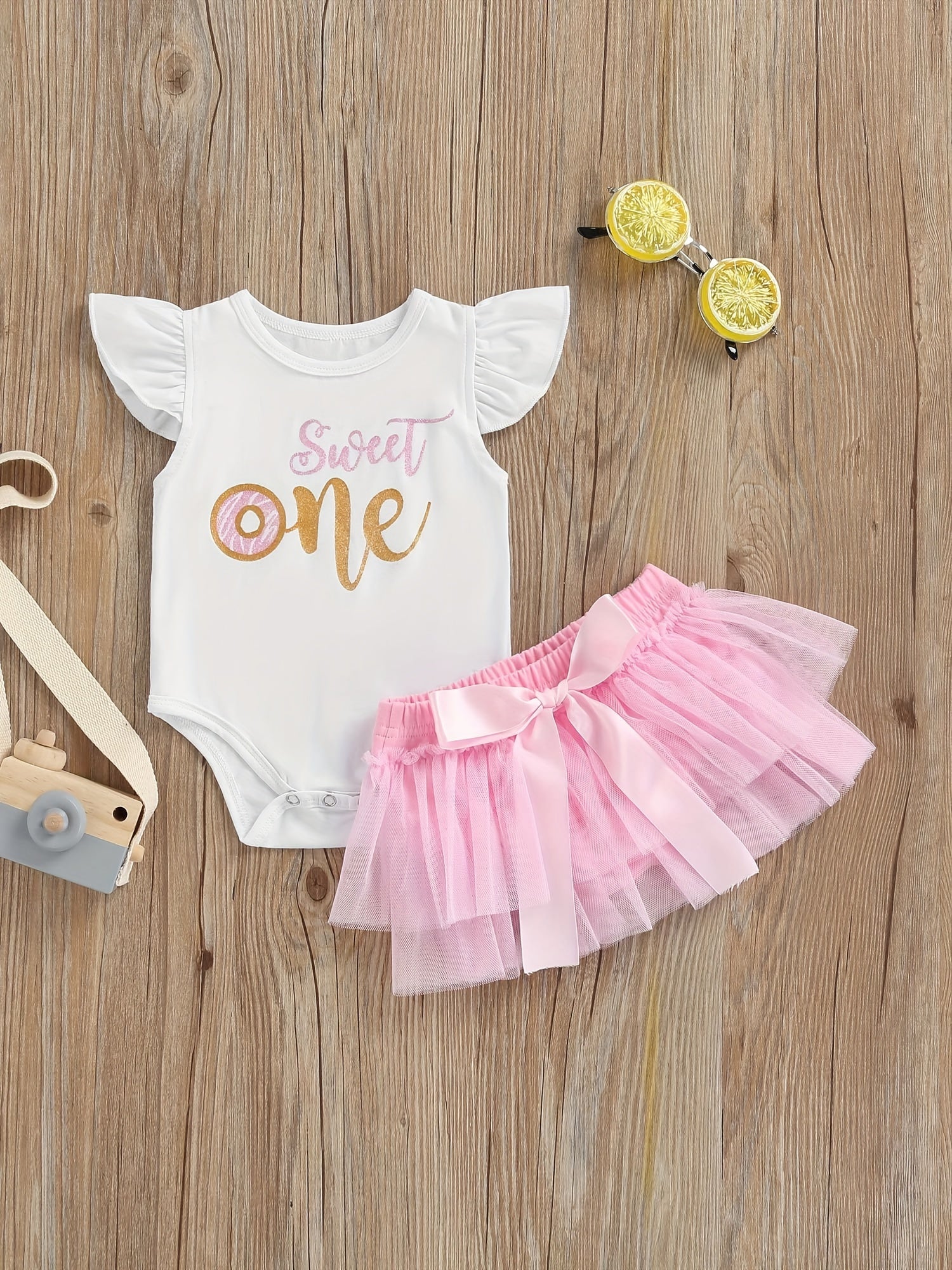 2pcs Baby Girls Fly Sleeve Onesie & Mesh Skirt Set