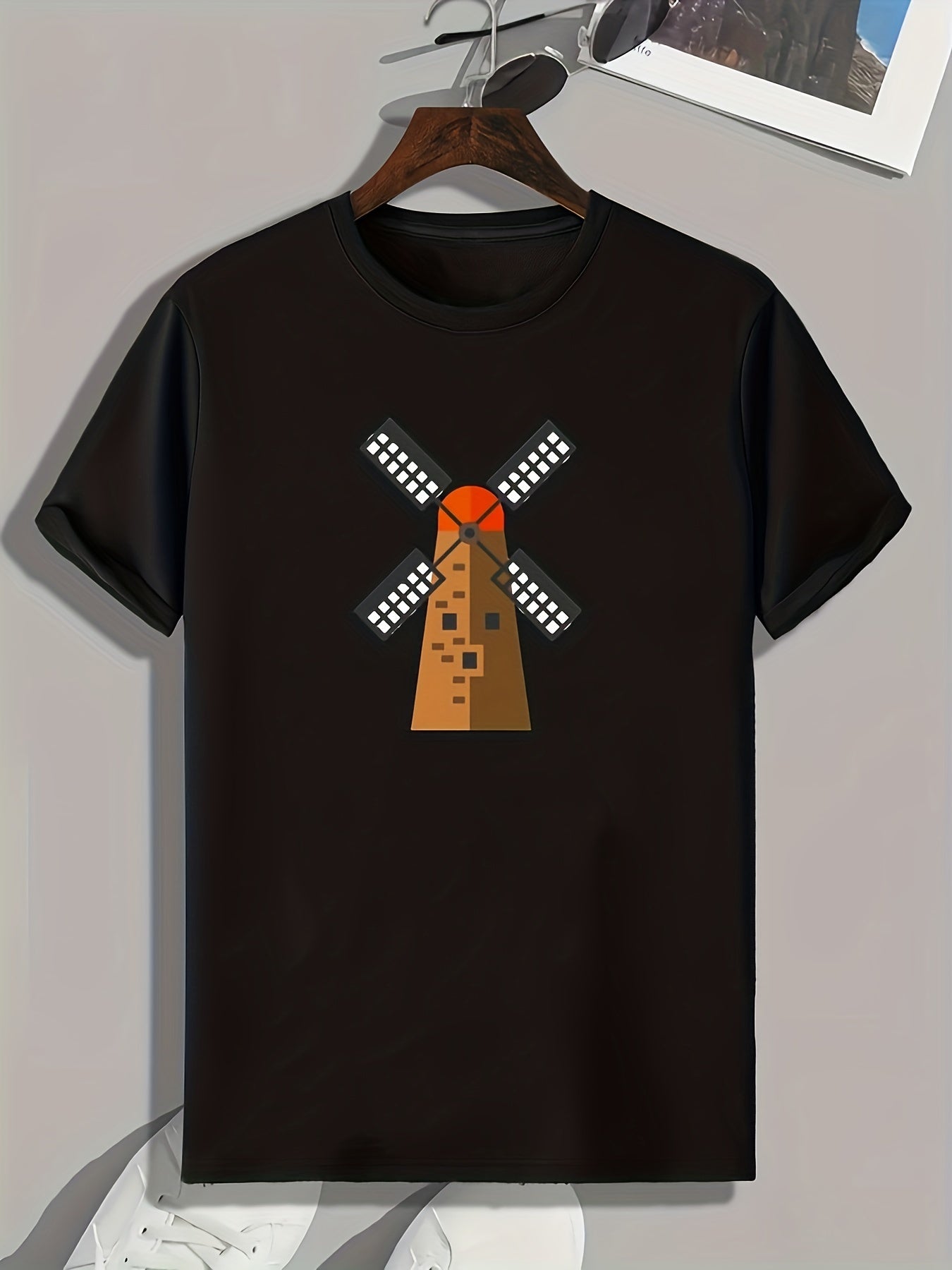 Men's Windmill Print Comfy Stretch Tee for Outdoor Summer