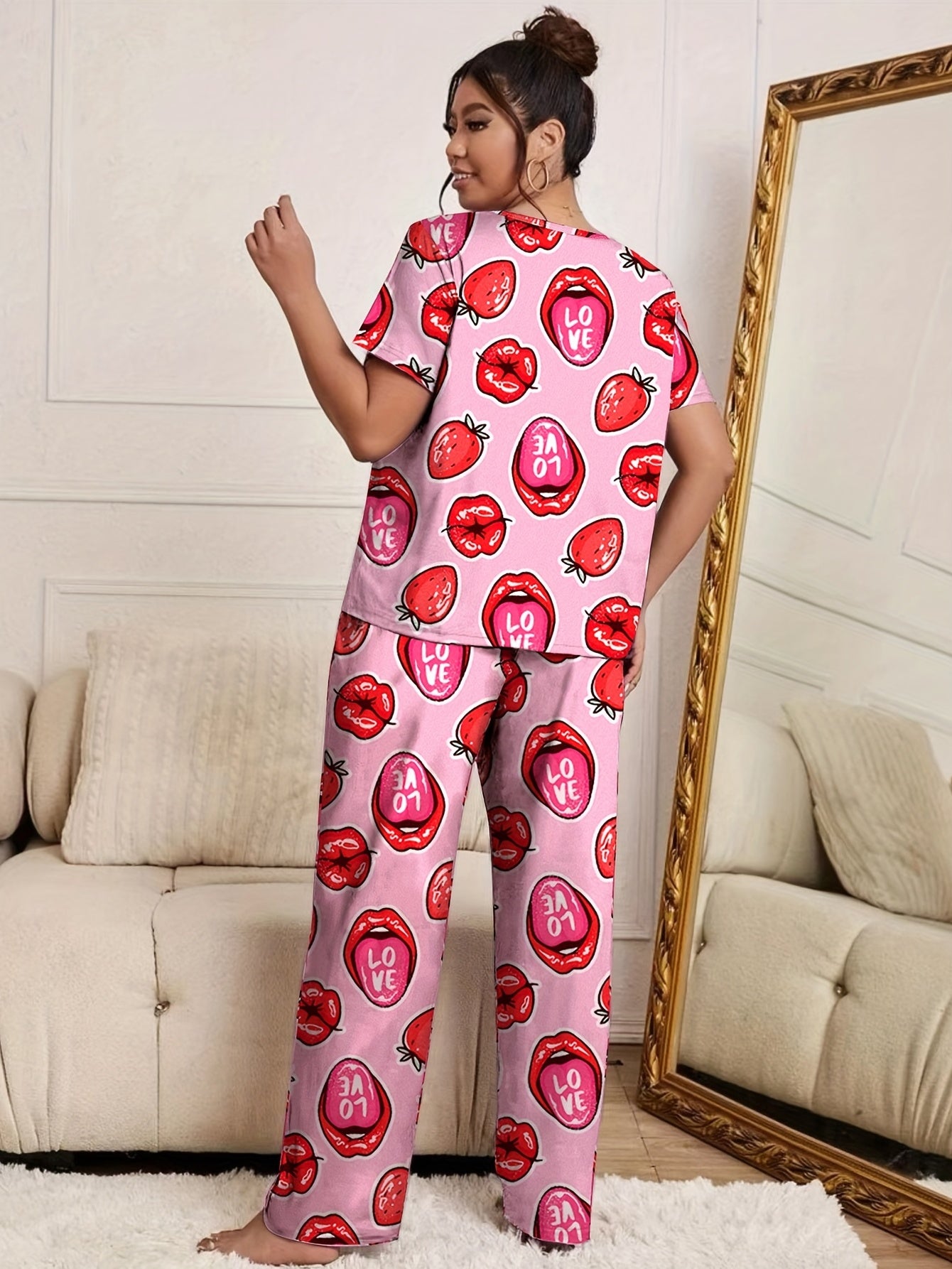 Strawberry & Lip Print Short Sleeve Pajama Set