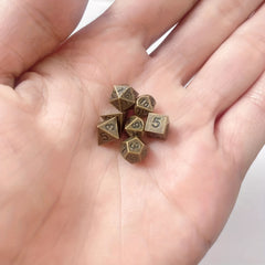 7-Piece Retro Mini Metal Dice Set for Halloween Gaming