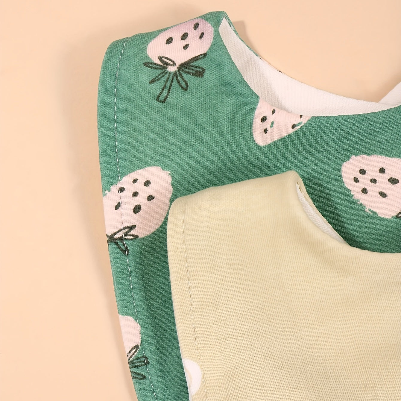 2pcs Baby Bibs Waterproof Drooling Towels U-shaped Design