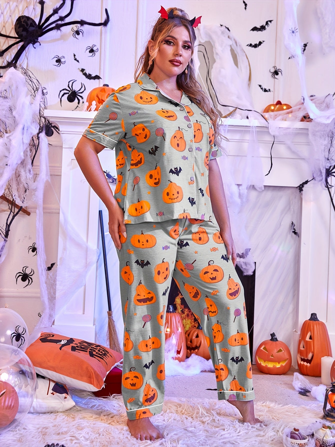 Pumpkin & Bat Print Pajama Set for Women