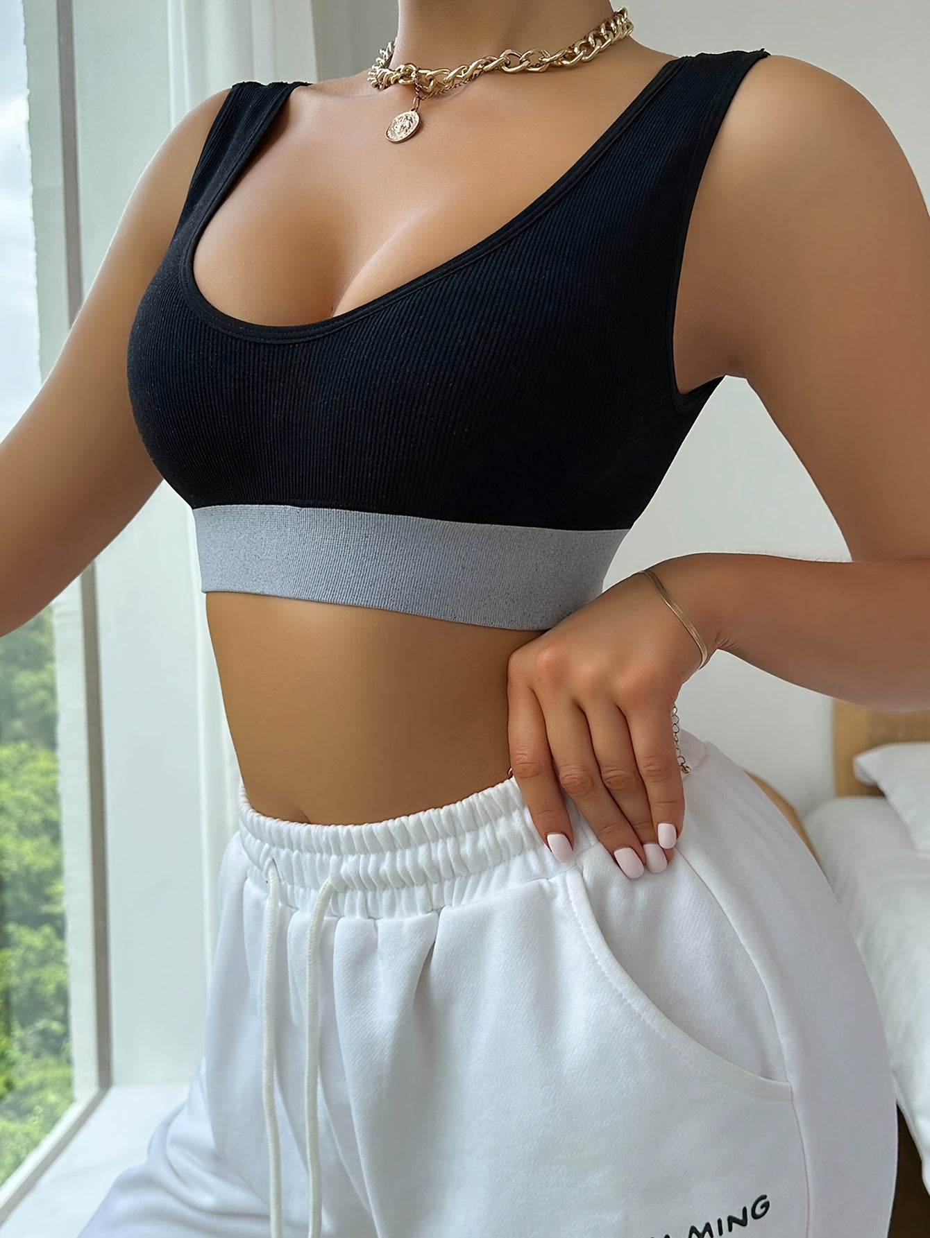 Colorblock Sports Bra Comfy & Breathable Stretch Intimates