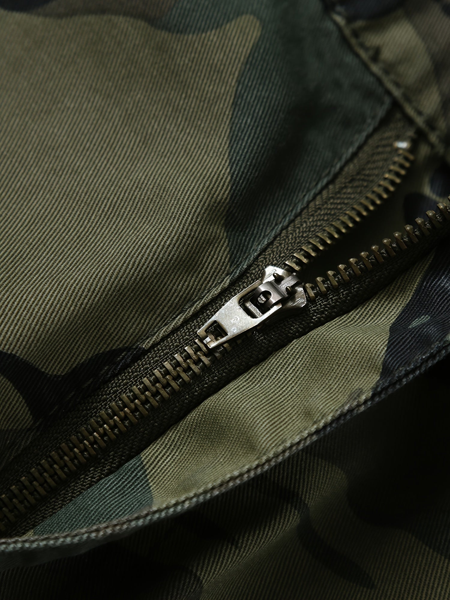 Men's Camo Cargo Work Pants with Pockets