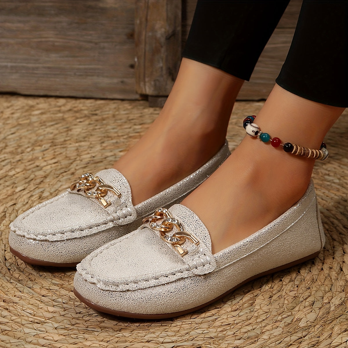 Women's Chain Decor Loafers Slip On Flat Shoes Lightweight Walking Shoes