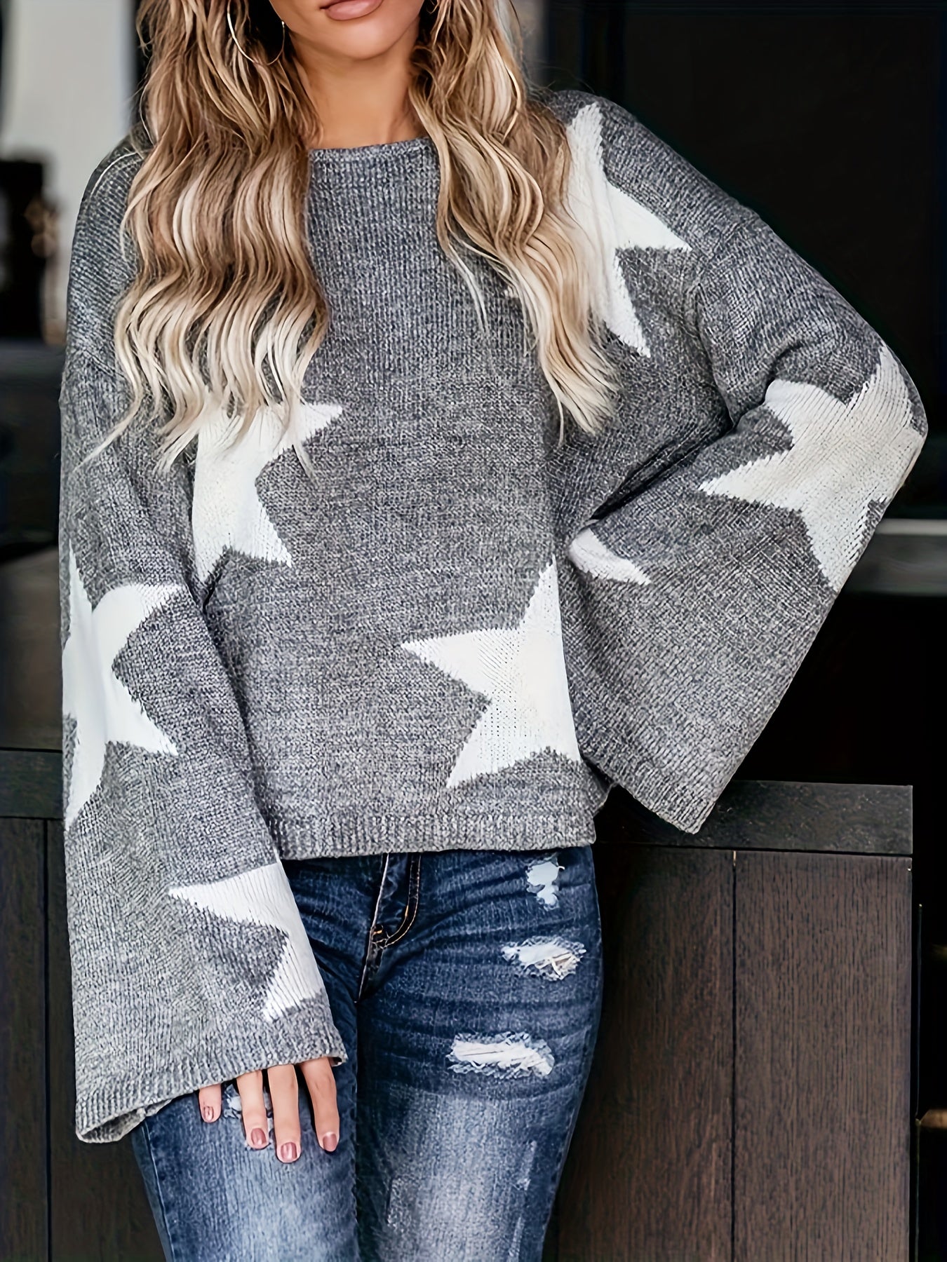 Star Print Bell Sleeve Knit Top