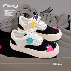 Women's Fashionable Skate Shoes With Charm Comfy & Versatile